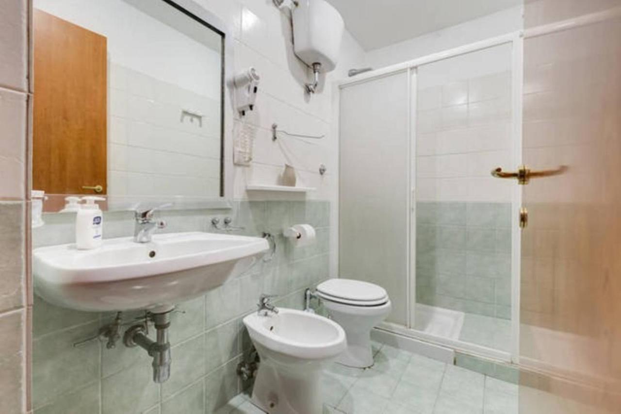 Hotel Golden Ratio Rom Zimmer foto